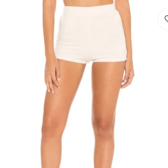 Revolve shorts - Picture 4 of 6